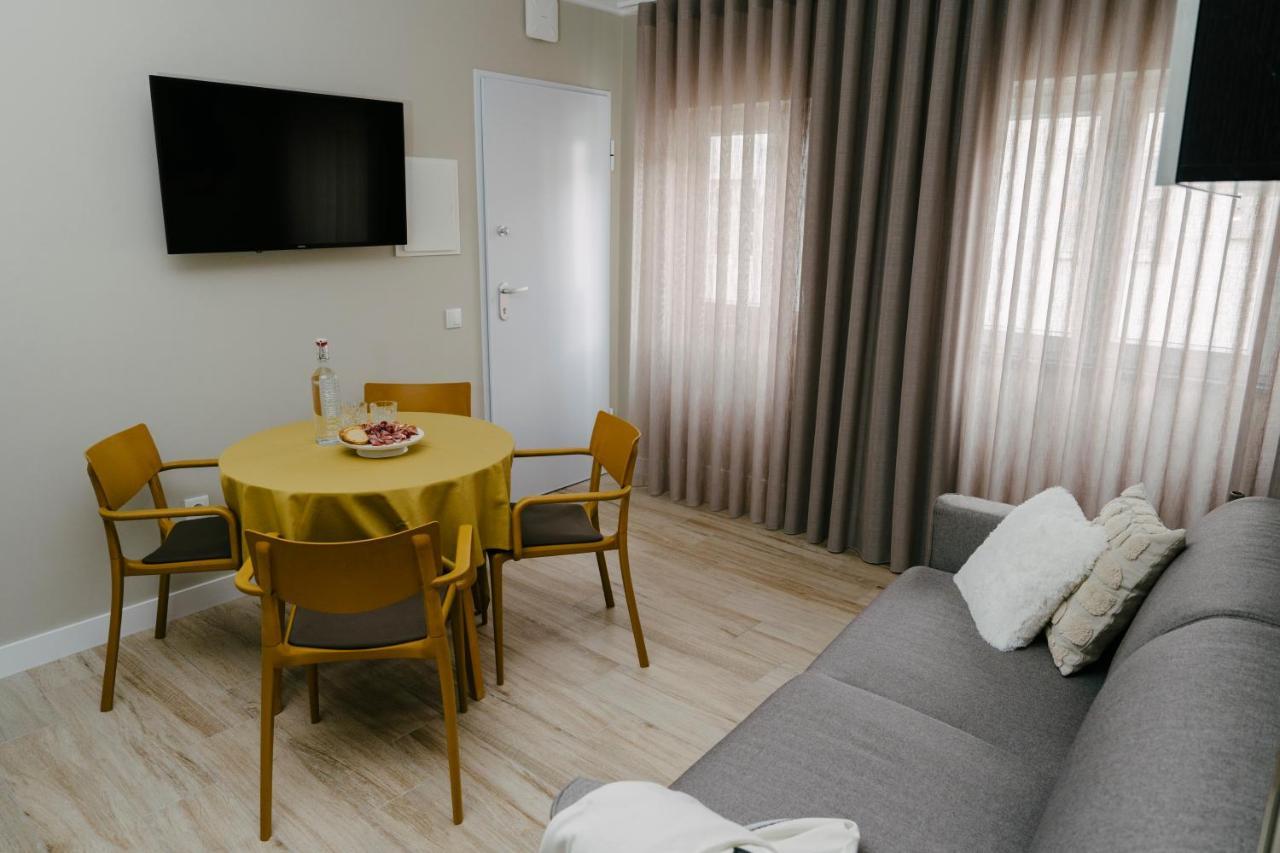 Casa Dos Limos - Apartments Foz do Arelho Bagian luar foto